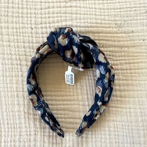 Knot head band